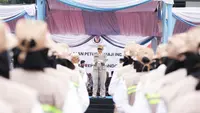 Ribuan Petugas Haji Dikukuhkan, Menhaj: Pelayanan ke Jemaah Adalah Wajah Negara