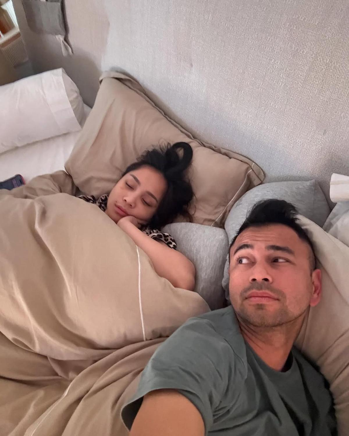 Raffi Ahmad Posting Nagita Lagi Tidur, Netizen: Tidurnya aja Tetap Cantik