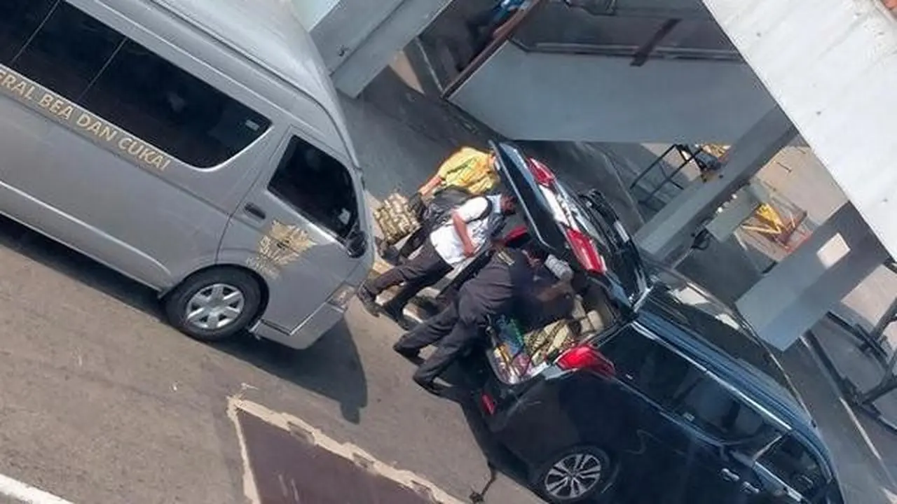 Mobil Mewah Alphard Jemput Pejabat Kemenkeu dengan Masuk Apron Bandara, Bagaimana Peraturannya?