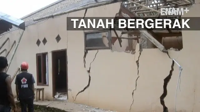 Bencana longsor dan tanah bergerak merusak ratusan rumah di kecamatan Cicurug, Sukabumi Jawa Barat. Akibatnya ratusan KK mengungsi