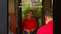 Pakai Kaus dan Sarung, Jokowi Sambut Tamu di Rumahnya di Solo yang Jadi Tempat Wisata Dadakan