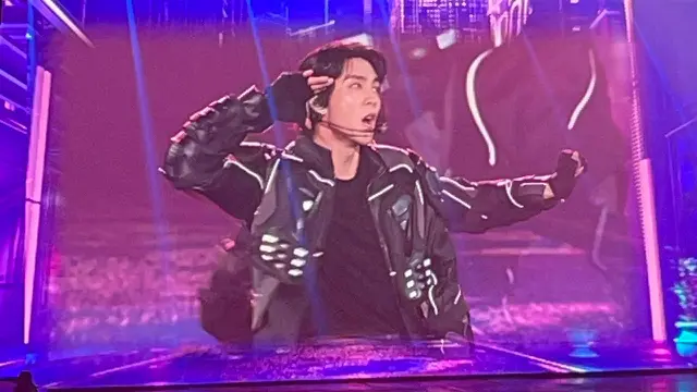 Penampilan Energik NCT 127 Buka Tur Dunia “Neo City - The Momentum di Jakarta