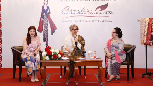 Komunitas Kebaya