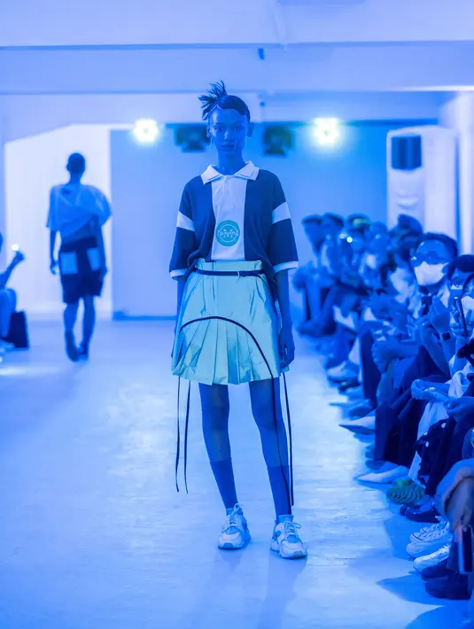 <p>Preview koleksi STUDIO MORAL IN FUTURA membuka rangkaian acara pada 17 Agustus 2022, disambung dengan peragaan koleksi STUDIOMORAL dalam format runway show pada hari yang sama. / Foto dok Arkagaia Co.</p>