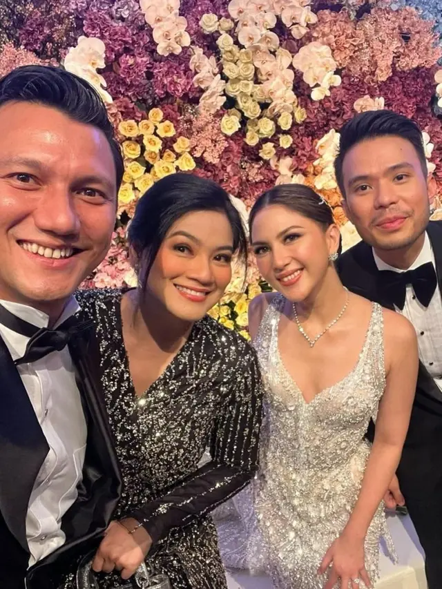 Resepsi Jessica Mila dan Yakub Hasibuan