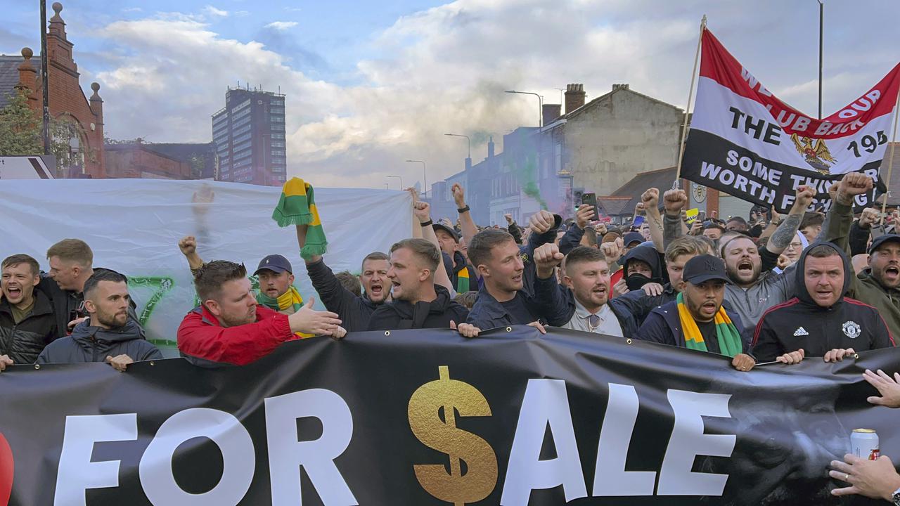 Suporter MU Protes Kepemilikan Klub oleh Keluarga Glazer