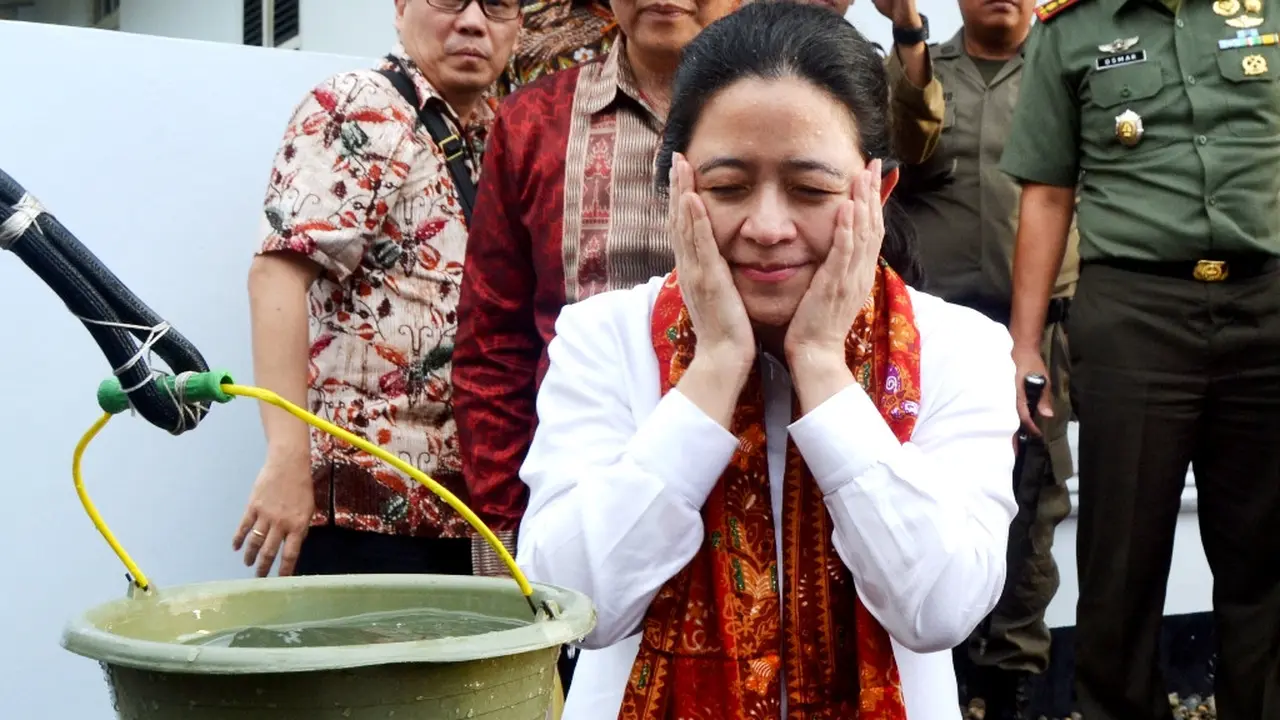 Pulang Kampung Menko Puan Wudhu di Sumur Kakeknya Bung Karno