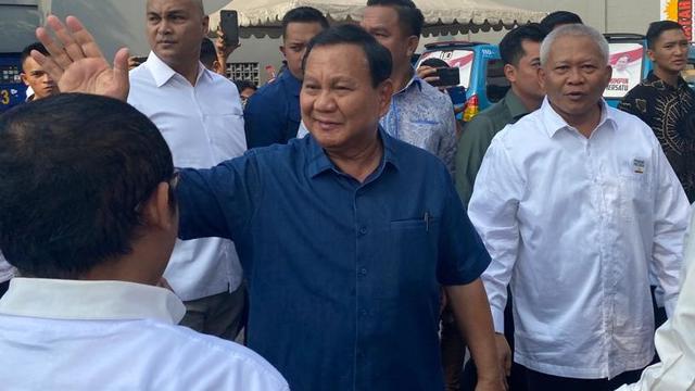 Bakal Capres Prabowo Subianto saat hadir di acara relawan Matahari 08 di Jakarta Selatan, Minggu (15/10/2023). (Liputan6.com/Ady Anugrahadi)