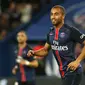 Gelandang Paris Saint-Germain, Lucas Moura, disebut menjadi salah satu target Manchester United di bursa transfer Januari 2016. (AFP/THOMAS SAMSON)