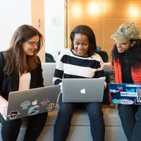 Tindakan workplace bullying sebenarnya dapat dicegah dengan beberapa hal. Credits: unsplash.com by Christina @ wocintechchat.com