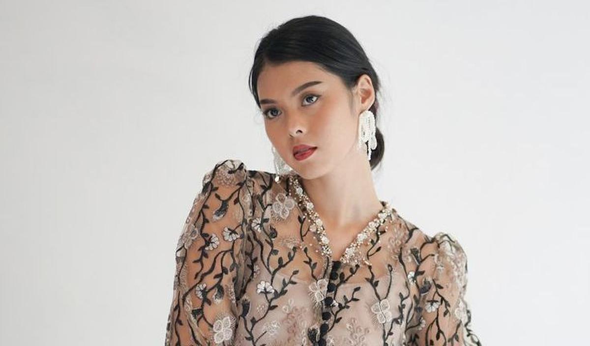 <b>Tampil Kekinian dengan Kebaya Modern</b>