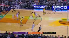 Los Angeles Lakers mengalahkan Phoenix Suns dengan skor 100-93 dalam lanjutan pertandingan NBA 2017-2018.