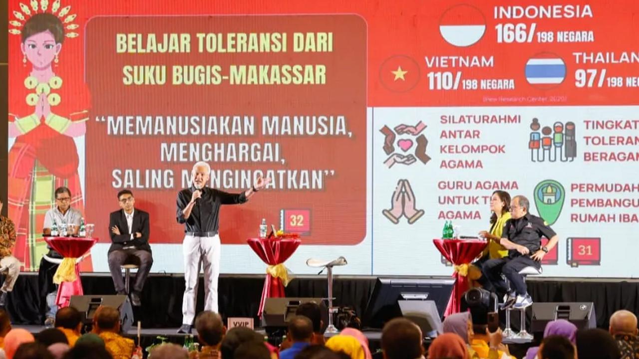 Calon Presiden Ganjar Pranowo memberikan penilaian 5 dalam penegakan hukum dan Hak Asasi Manusia era kepemimpinan Joko Widodo (Jokowi)-Maruf Amin.&nbsp;