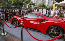 FOTO: Dari Ferrari Ducati Hingga Tas Mewah Dipamerkan untuk Dilelang di CFD Sudirman