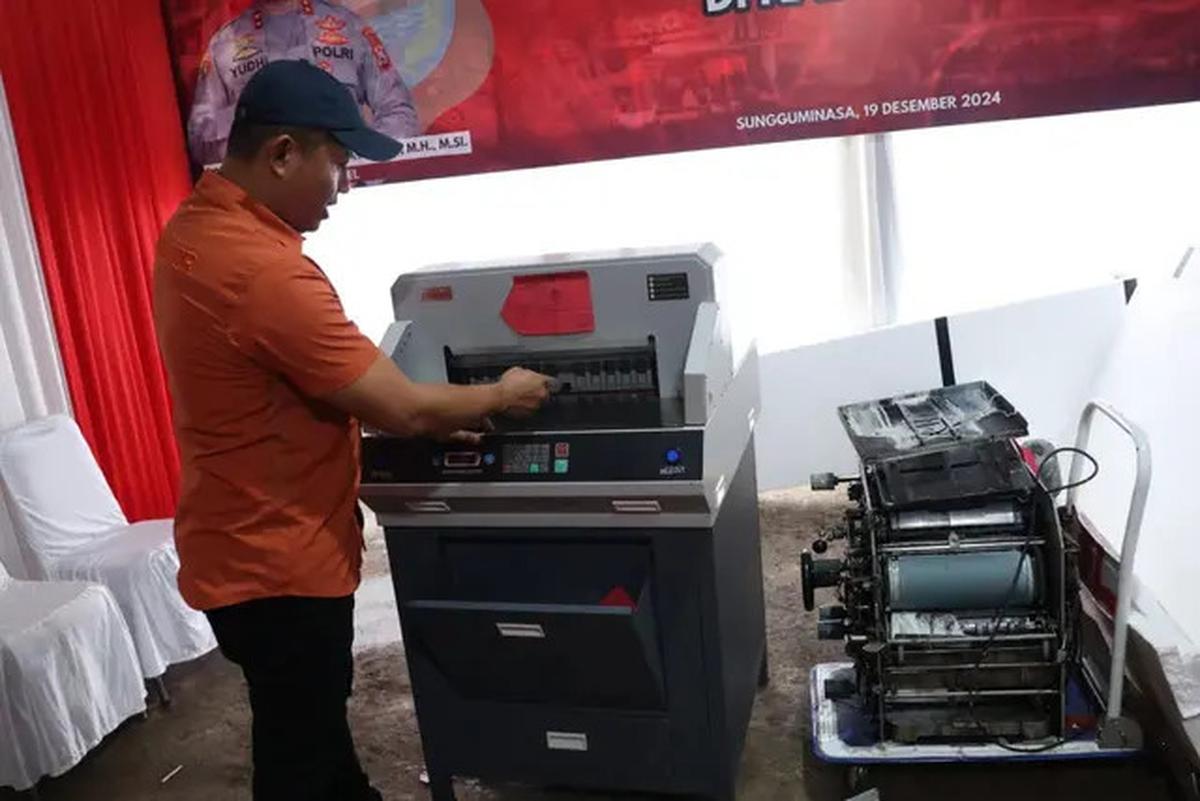 Diduga Jadi Otak Pabrik Uang Palsu UIN Alauddin, Polisi Periksa Pengusaha Annar Salahuddin Sampetoding