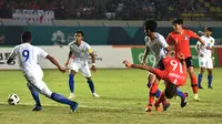 Pertandingan Grup E sepak bola putra Asian Games 2018 antara Malaysia dan Korea Selatan. (TIMUR MATAHARI / AFP)