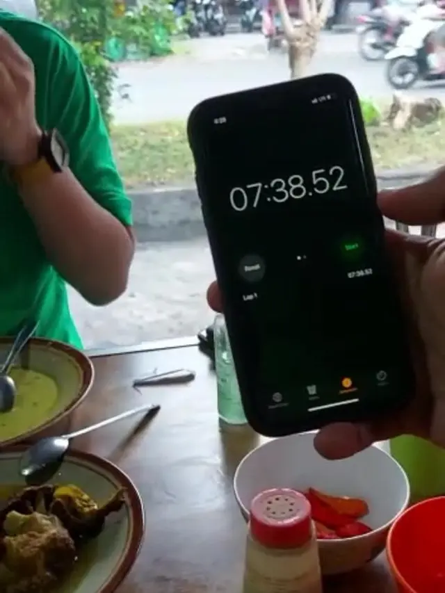 Makan 20 menit.
