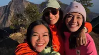 Yura Yunita Ajak Jaga Alam Usai Bagikan Momen Mendaki Gunung Rinjani