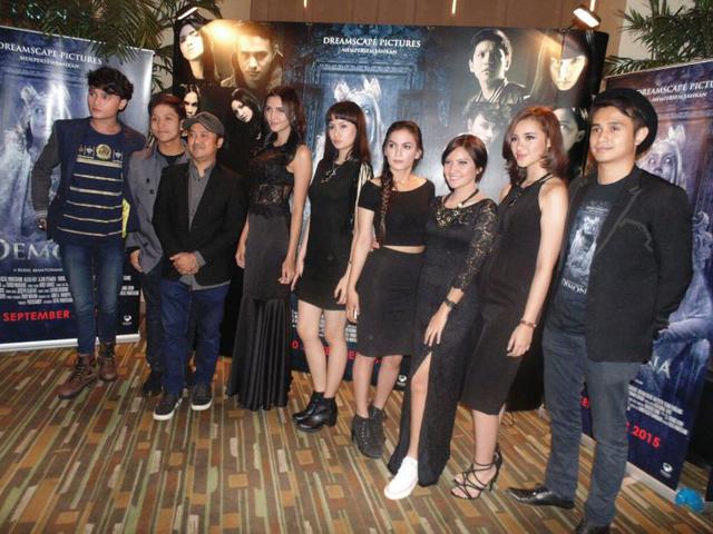 Cerita Film Demona Persahabatan Berujung Maut Showbiz Liputan6 Com