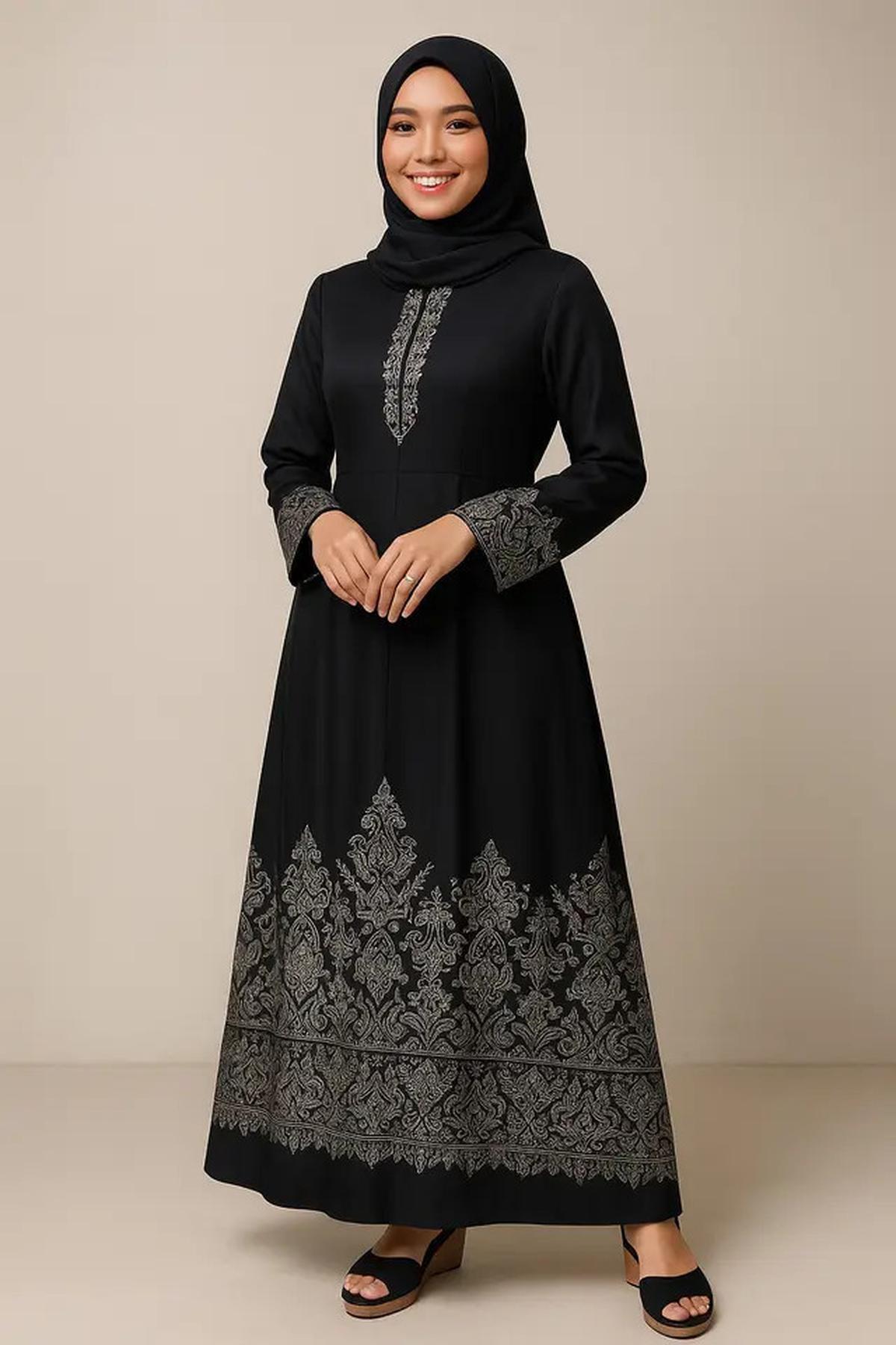 10 Model Gamis Batik Kombinasi Hitam Polos dan Silver, Jadi Outfit Kece Selama 2025