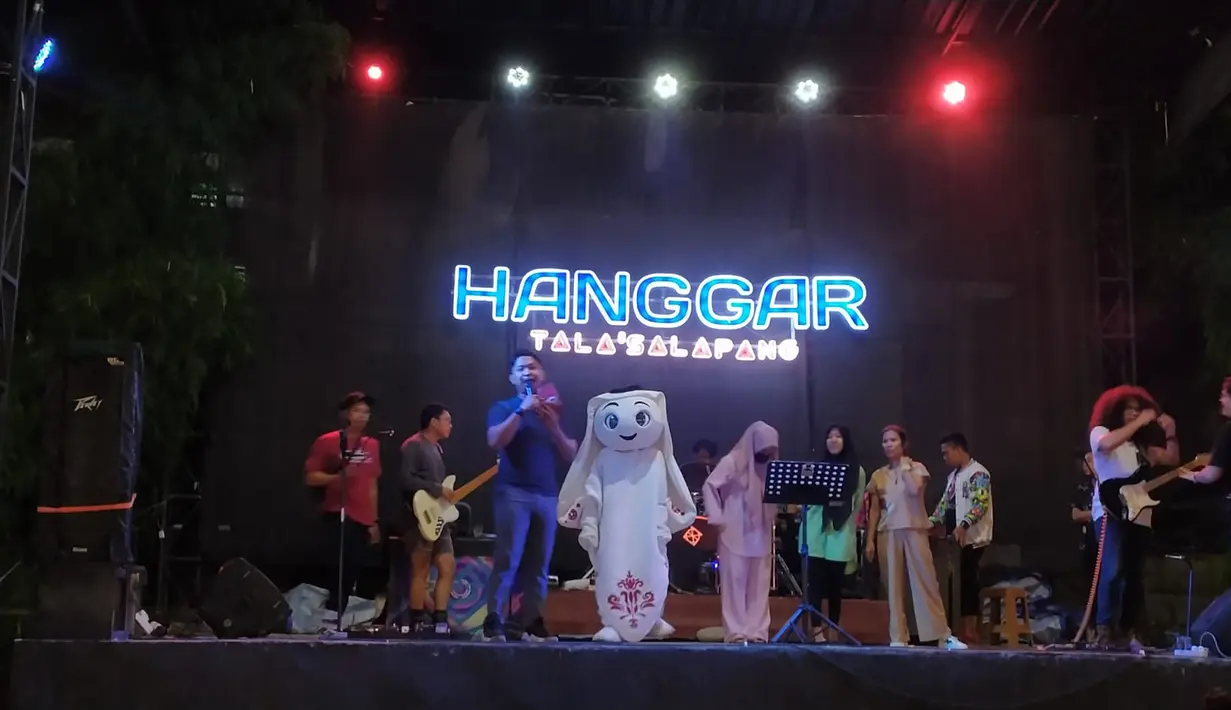 Destinasi berikutnya pada hari kedua kunjungan La'eeb di Kota Makassar adalah Hanggar Tala'Salapang. (Procomm Surya Citra Media)