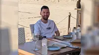 Lionel Messi Absen di Laga Lawan Timnas Indonesia, Terciduk Warganet Makan Siang di Barcelona Bareng Di Maria. (Doc: Twitter |&nbsp;@WeAreMessi)