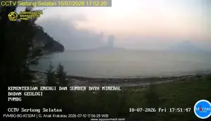Anak Krakatau Empat Kali Erupsi Hari Ini, Letusan Tertinggi 250 Meter