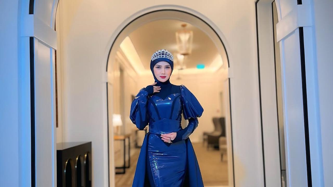 Potret Terbaru Mulan Jameela Ala Princess, Netizen: Kayak Barbie Dihijabin