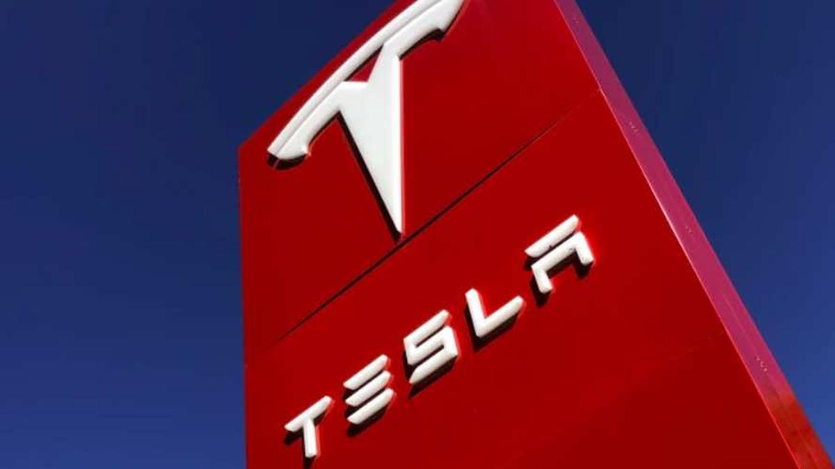 Mulai PDKT dengan Tesla, Indonesia Baru Akan Obrolkan Kerja Sama pada