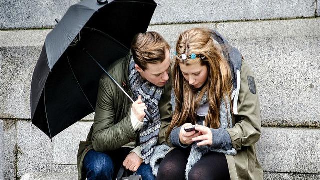 Cara Sehat Menjadi Pengguna Medsos