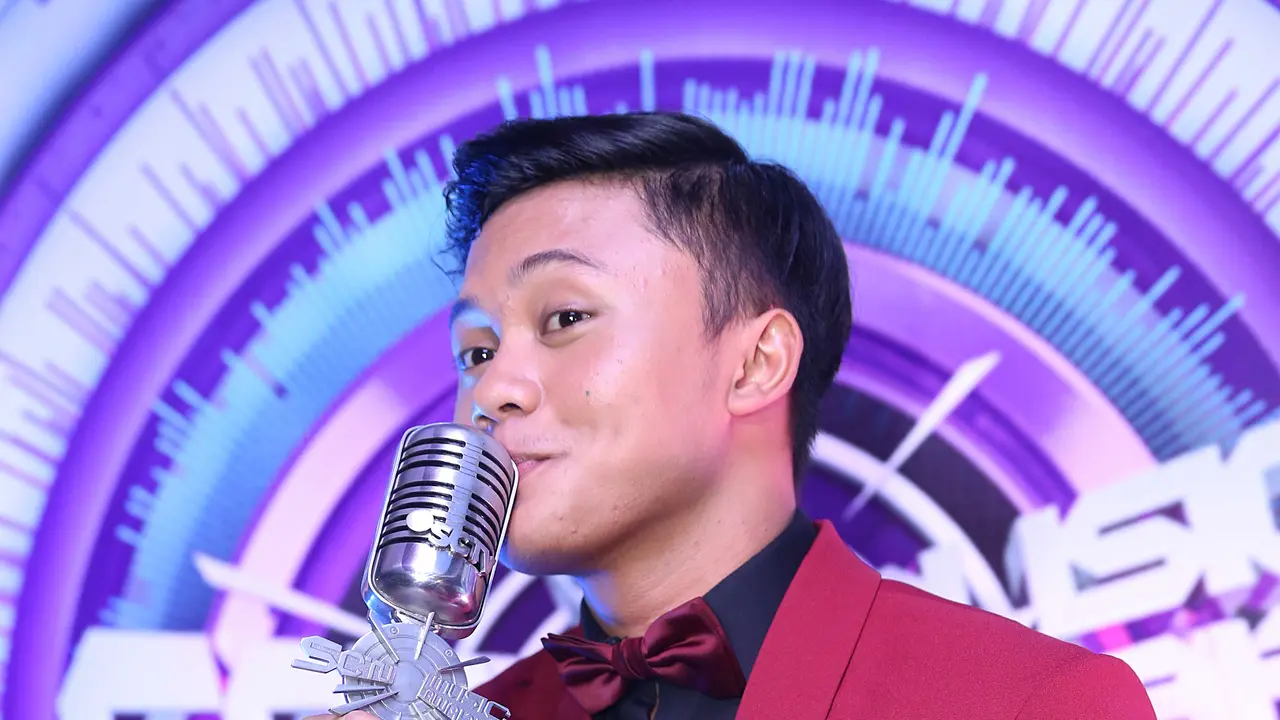 [Bintang] Rizky Febian