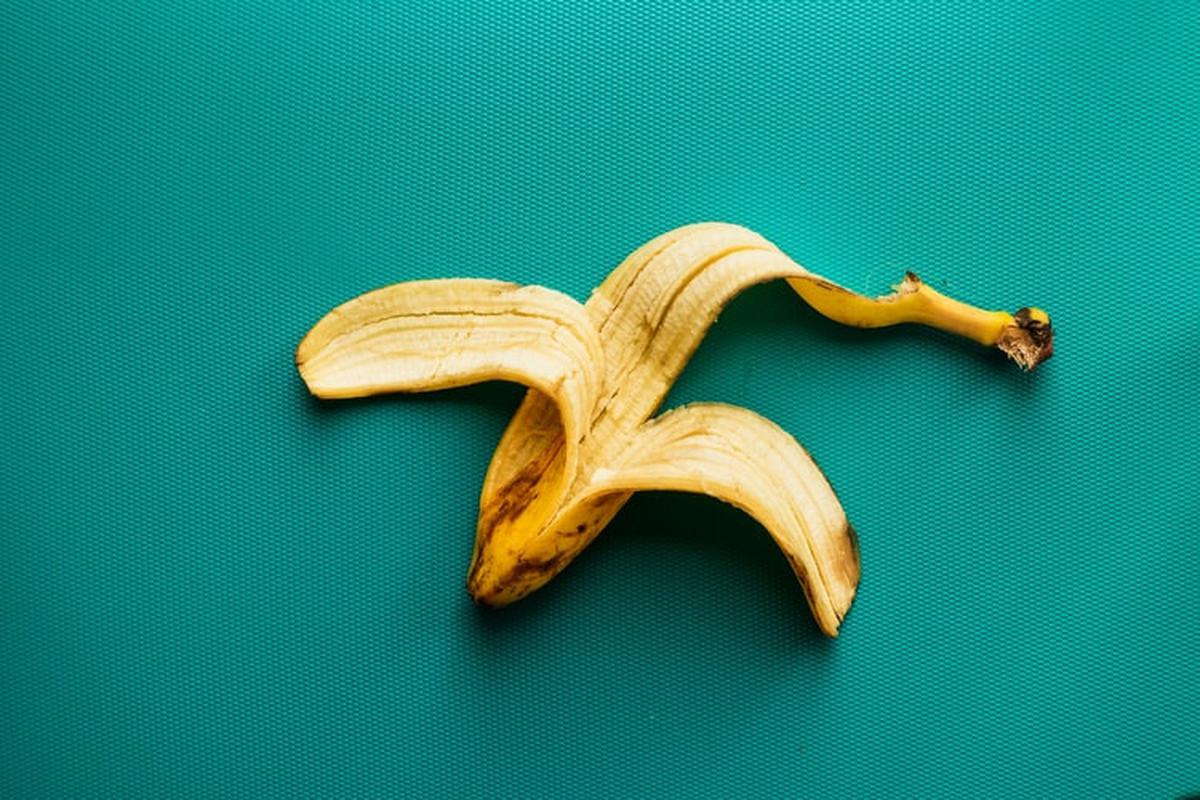 Ilustrasi kulit pisang (unsplash)