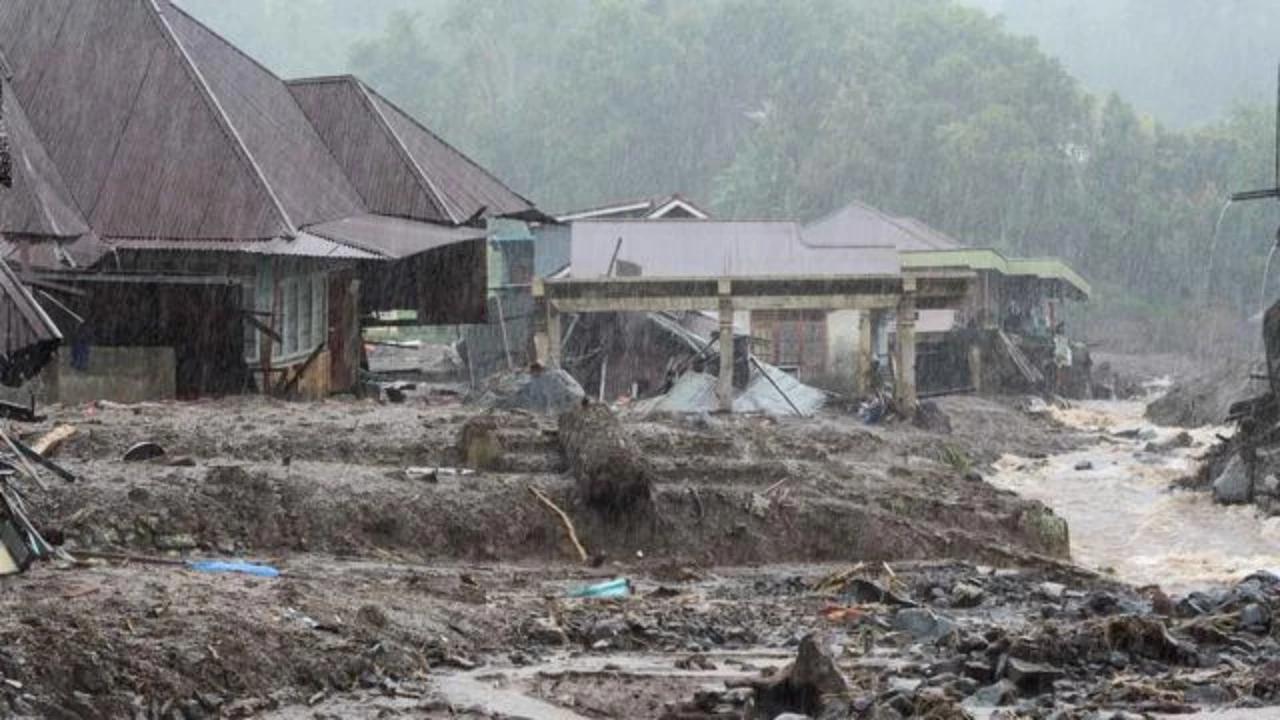 Data Terkini BNPB: 1.016 Jiwa Meninggal Dunia dan 212 Hilang di Bencana Banjir Sumatra