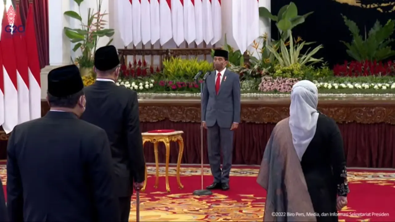 Jokowi lantik anggota KPU dan Bawaslu 2022-2027