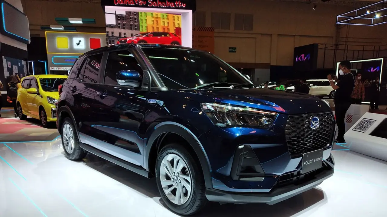 Daihatsu Rocky e-Smart Hybrid