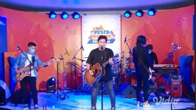 Armada Band