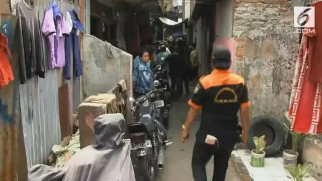 VIDEO: Dua Mayat Ditemukan di Kamar Mandi Umum