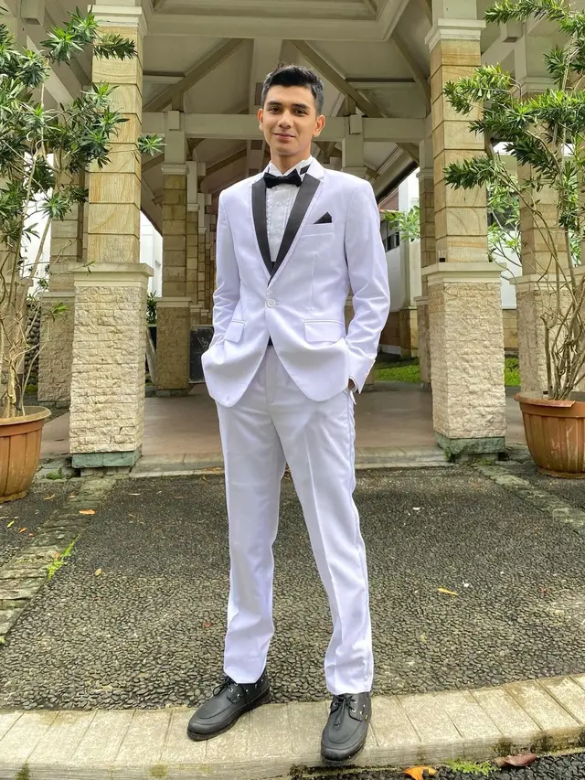 Cut Syifa dan Guruh Febrian syuting adegan nikah di Love Story The Series (Foto: Instagram/@guruhfebriann)