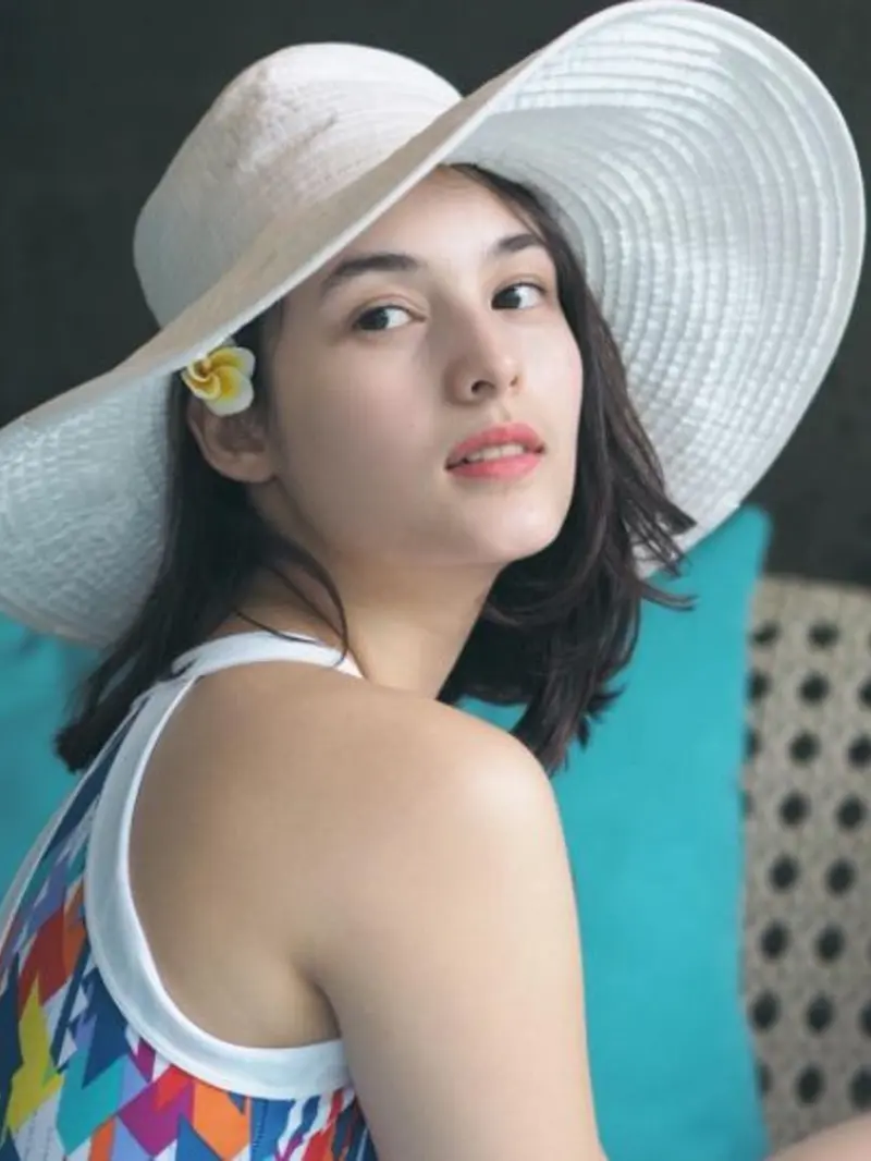 [Bintang] Chelsea Islan