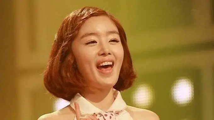 Rambut Pendek Juga Bisa Dikepang dengan 3 Trik Ini