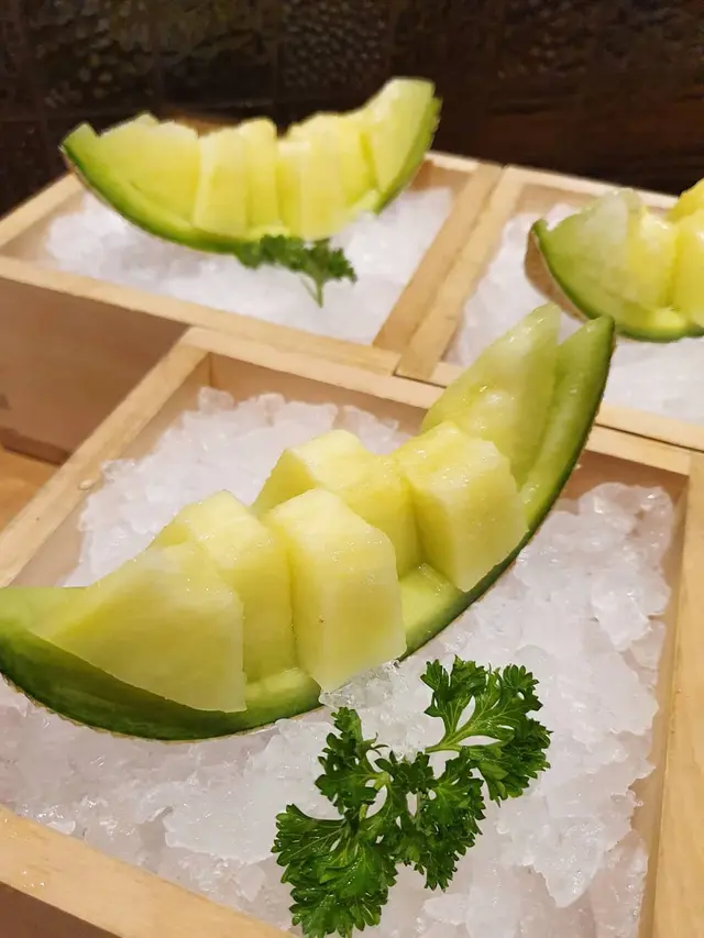 Shizuoka Crown Melon