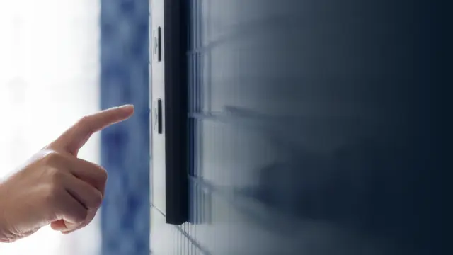 Ilustrasi Pintu Otomatis