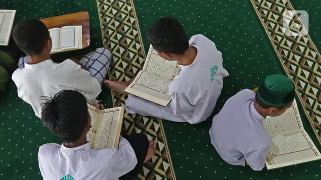 Tadarus Al-Quran di Pesantren Nuu War AFKN