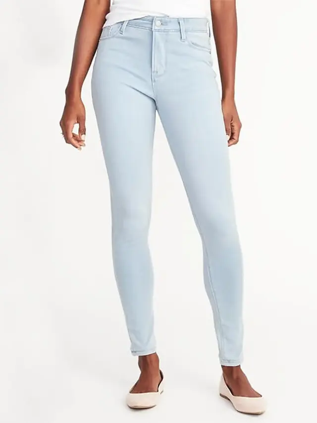 [Bintang] Kamu yang Berkaki Mungil, 4 Tipe Jeans Ini Cocok untuk Daily Wear