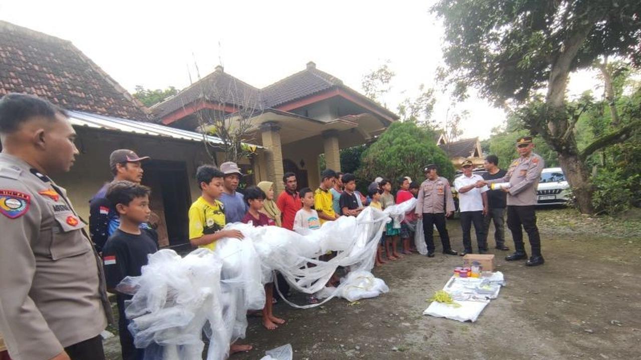Polisi Amankan 10 Pelajar Pembuat Balon Udara Petasan di Ponorogo, Belajar dari Medsos