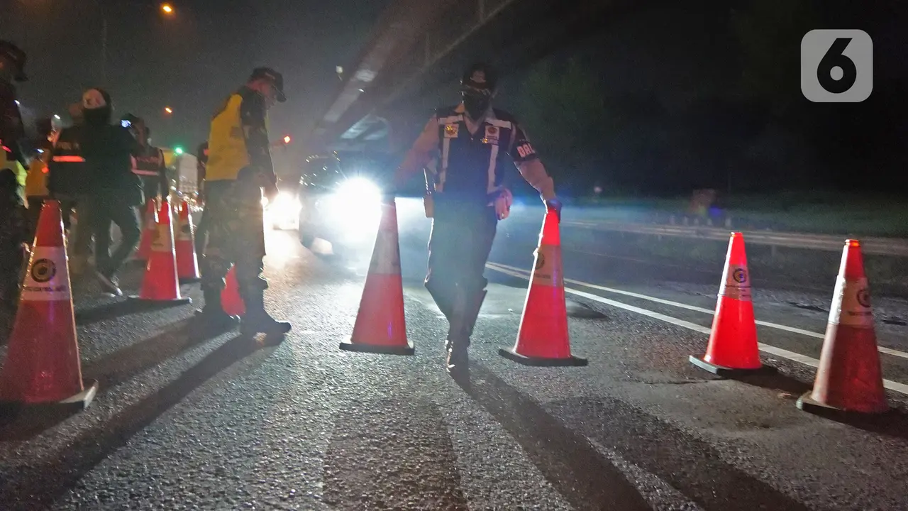 Petugas Gabungan Gencarkan Pemeriksaan SIKM Jakarta