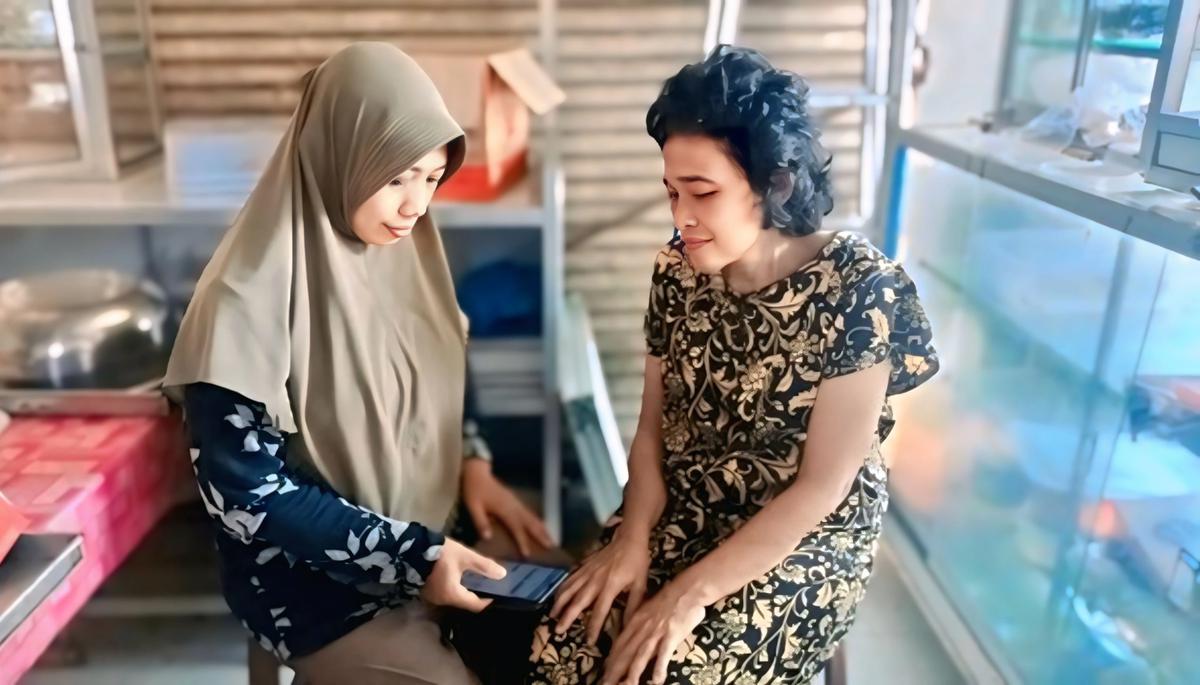 Usaha Kue Tantiningsih Kini Mampu Topang Ekonomi Keluarga Berkat Sinergi Holding UMi