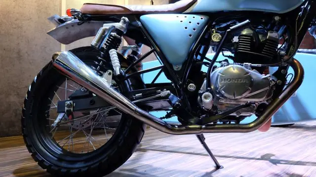 Honda CB150 Verza