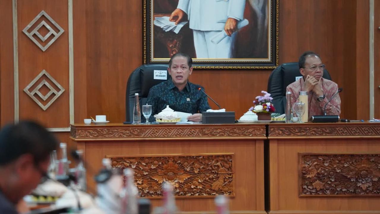 Menteri Hanif Ungkap Perubahan DAS Bali, Hutan Tersisa Hanya 1.500 Hektare