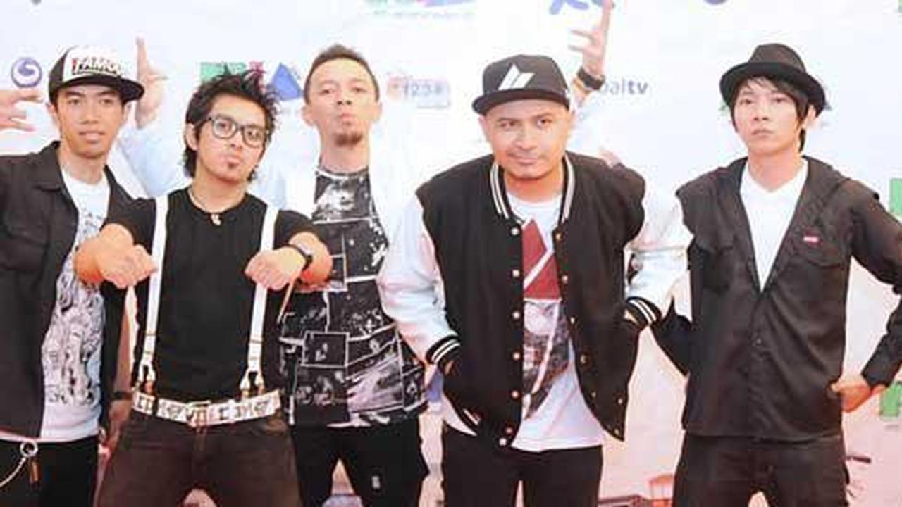 Rudolf Dethu layangkan surat terbuka untuk Rocket Rockers